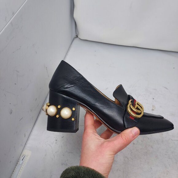GUCCI BLACK GG PEYTON PEARL LEATHER HEEL SHOE - Picture 5 of 11
